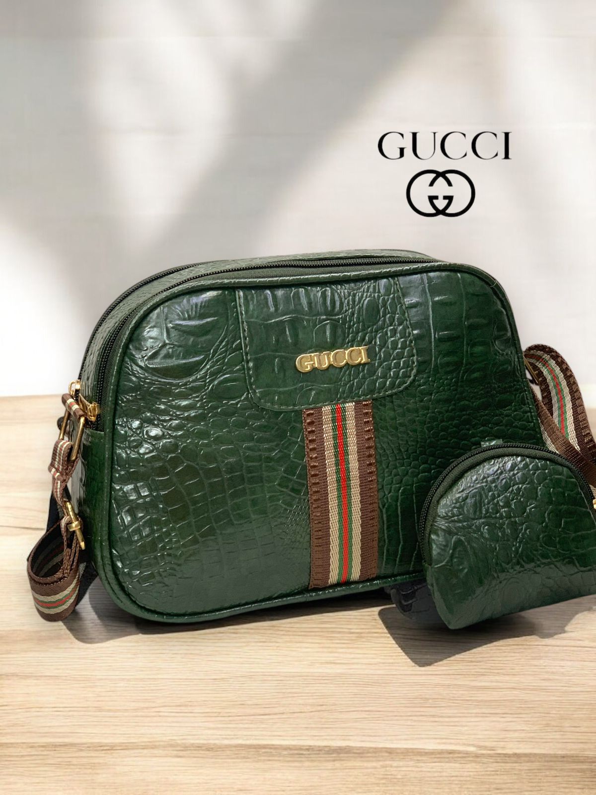 Gucci Crocodile-Embossed | Sling Bag